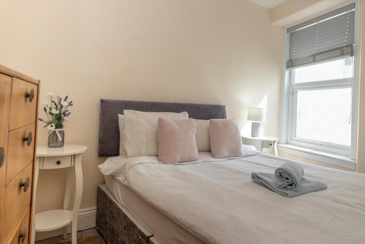 Belmont Villa - 4 Bed - Hot Tub Additional Cost - Sleeps 10-Tjs22Bv Ильфракомб Экстерьер фото