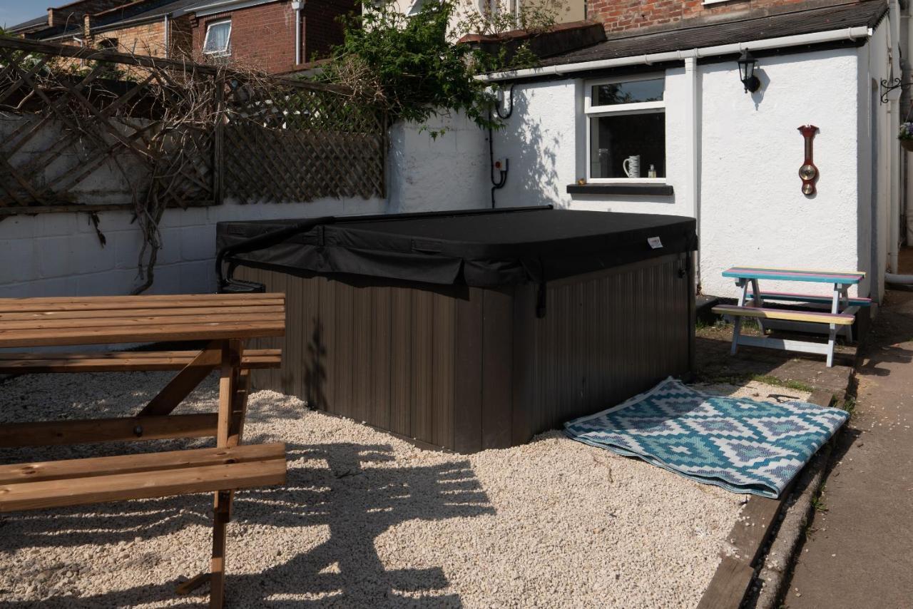 Belmont Villa - 4 Bed - Hot Tub Additional Cost - Sleeps 10-Tjs22Bv Ильфракомб Экстерьер фото